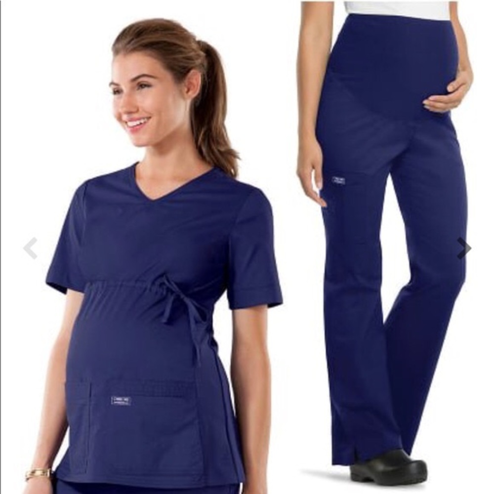 Maternity scrub set